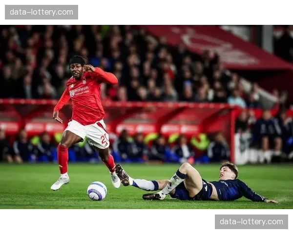 伯恩茅斯主帅进攻调教成功 从保级队跃居中游体现战术价值